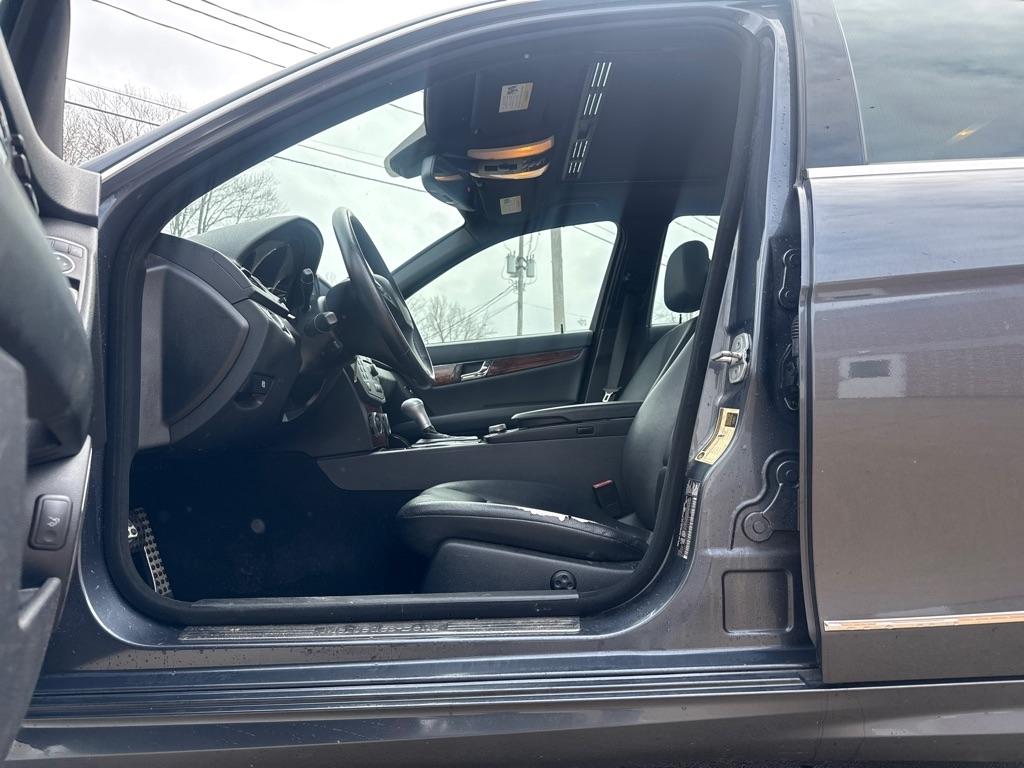 Mercedes-Benz C-Class C300 4MATIC Sport Sedan 2011