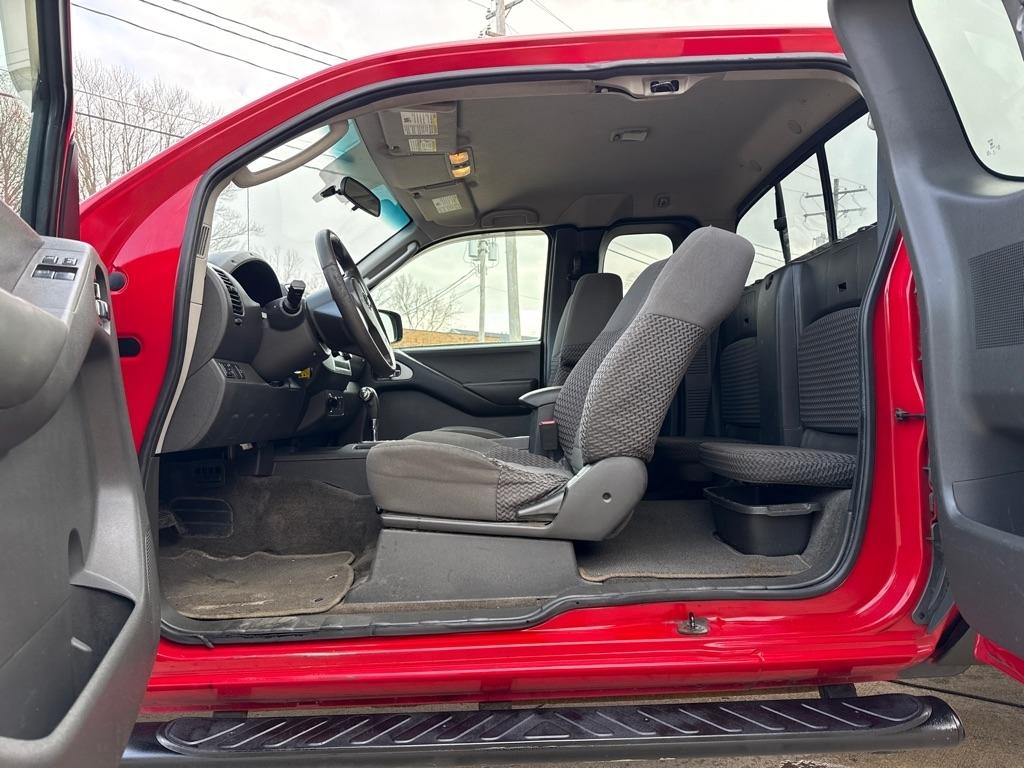 Nissan Frontier SE V6 King Cab 4WD 2010