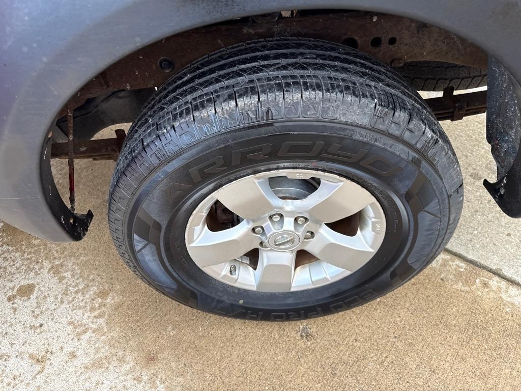 Nissan Frontier SE V6 King Cab 4WD 2010