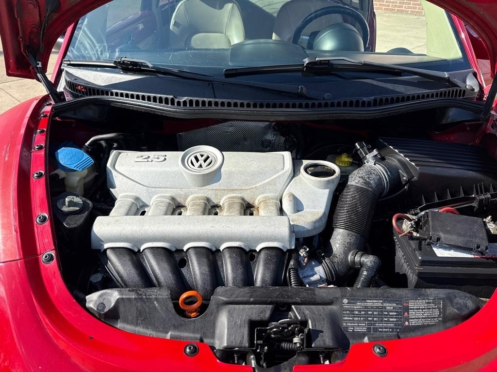 Volkswagen New Beetle S 2009