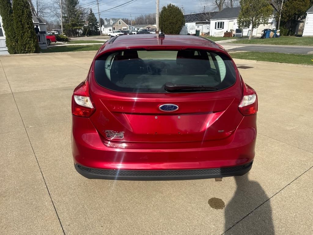 Ford Focus SE 2012