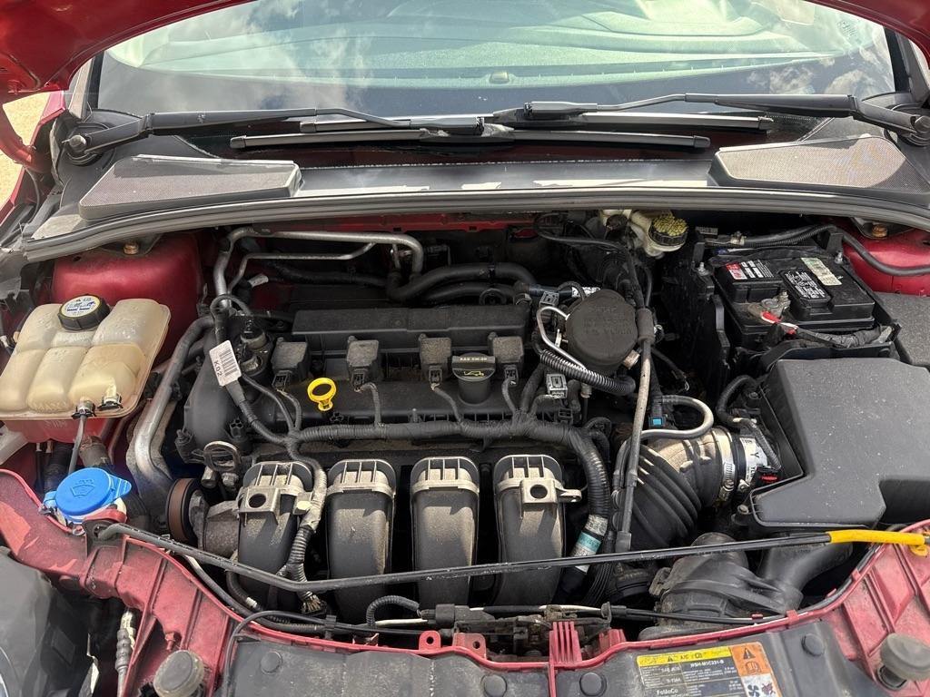 Ford Focus SE 2012