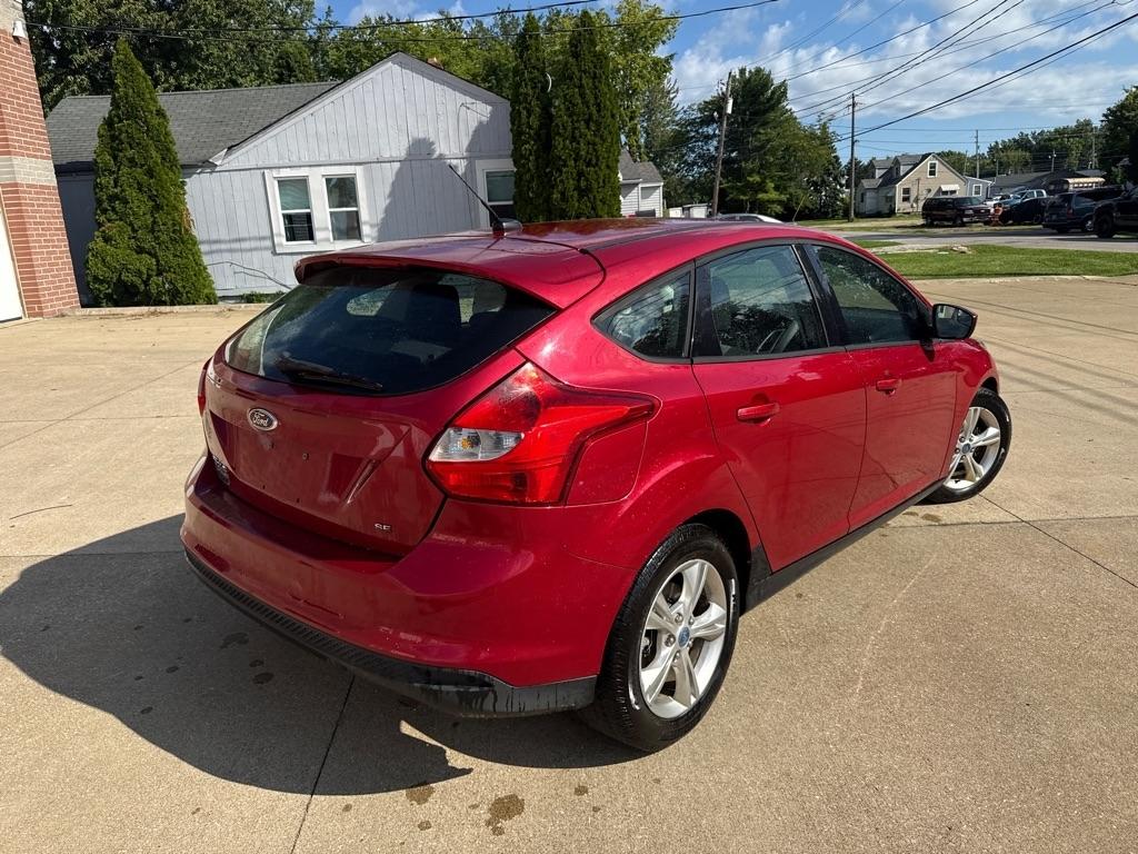Ford Focus SE 2012