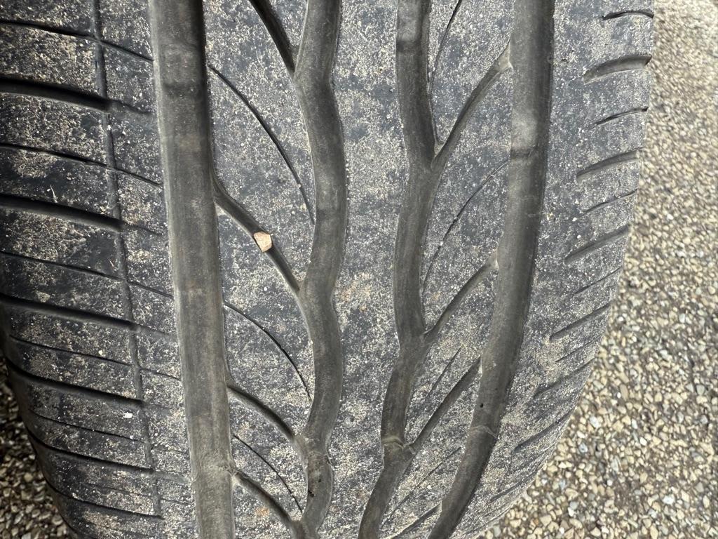 Hyundai Veloster Base 6MT 2016