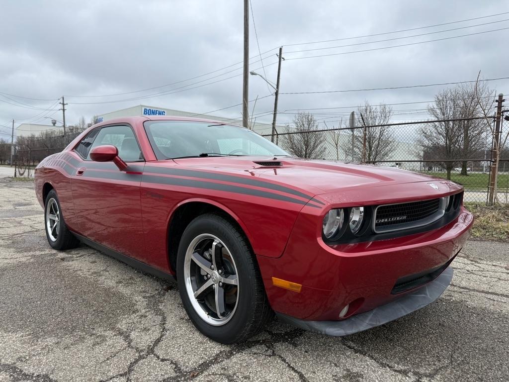 Dodge Challenger SE 2010