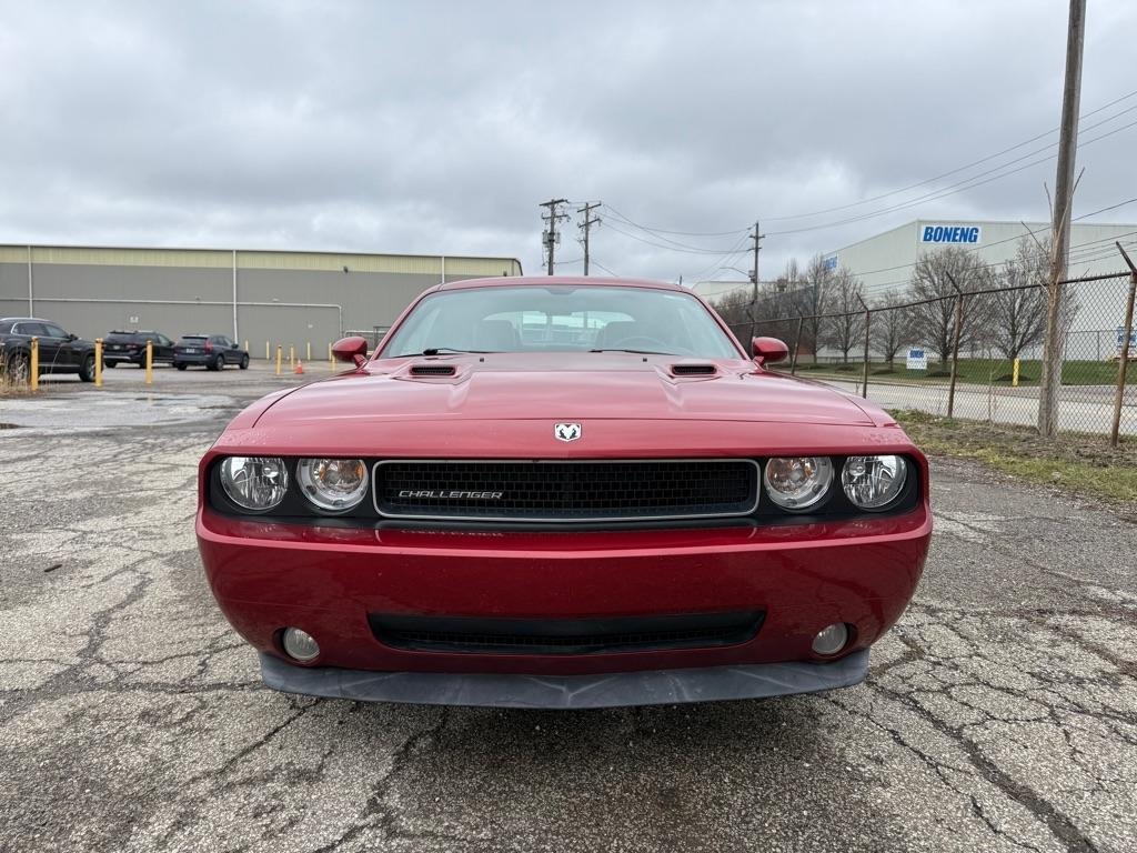 Dodge Challenger SE 2010