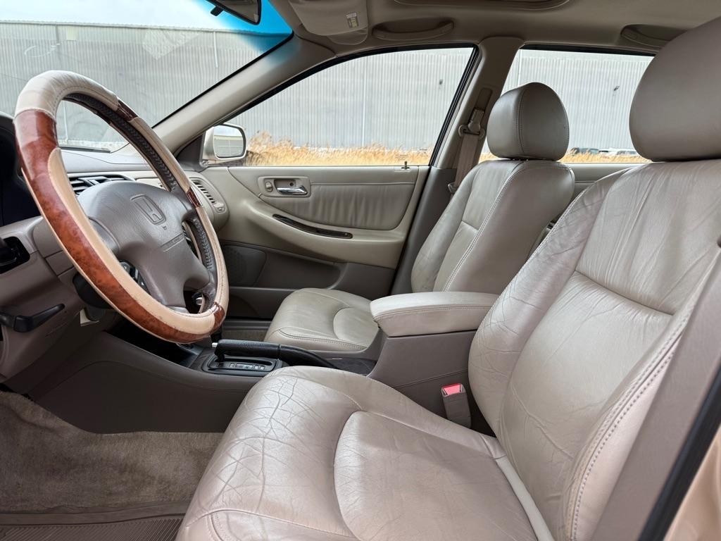 Honda Accord EX V6 sedan 2000