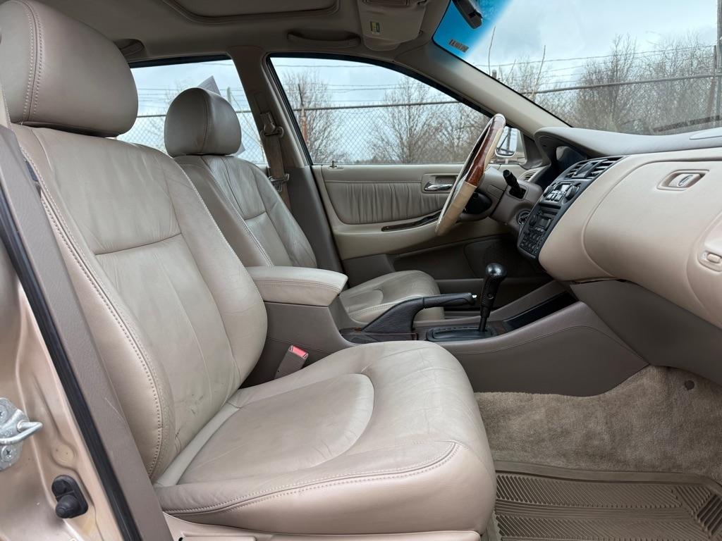 Honda Accord EX V6 sedan 2000