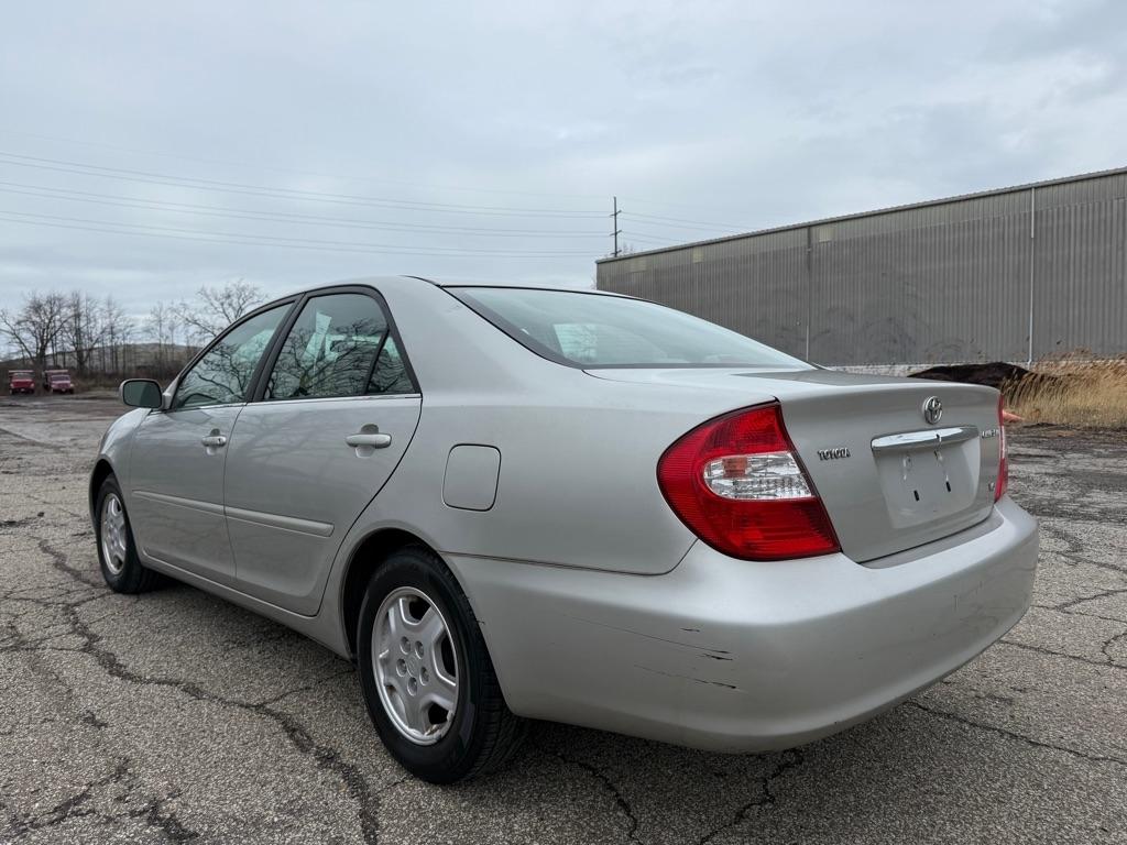 Toyota Camry LE V6 2003