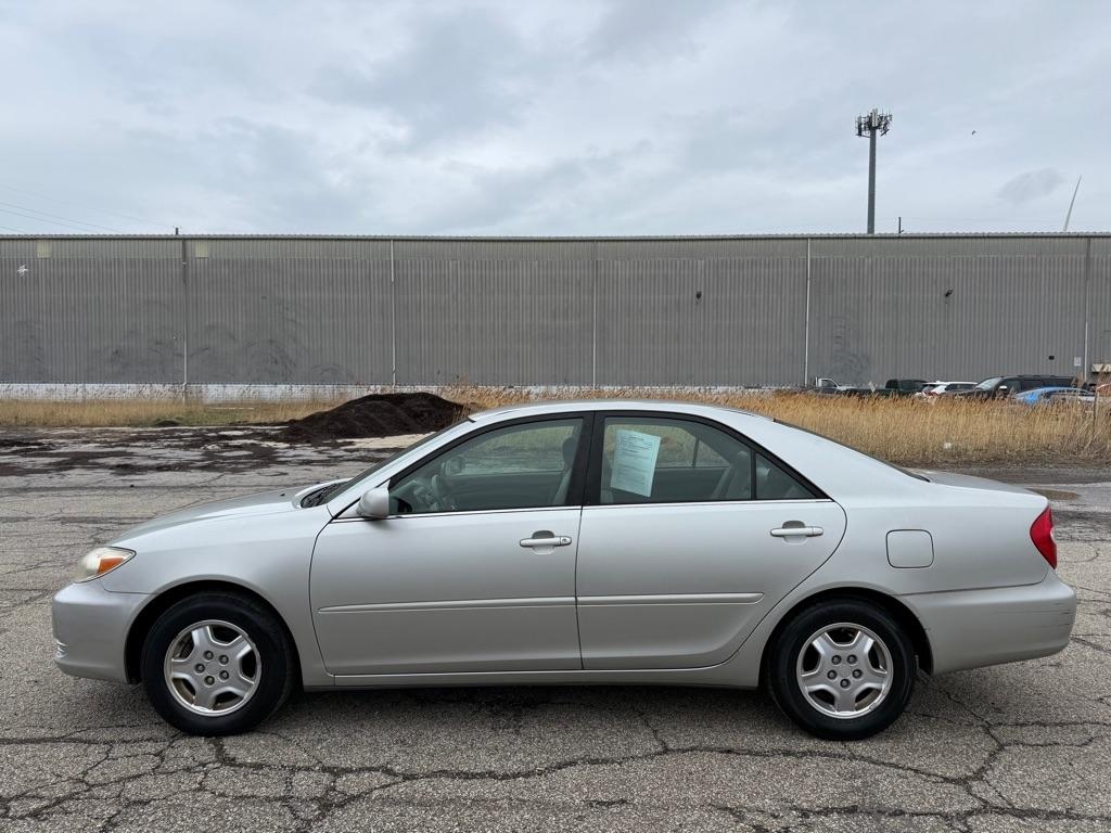 Toyota Camry LE V6 2003
