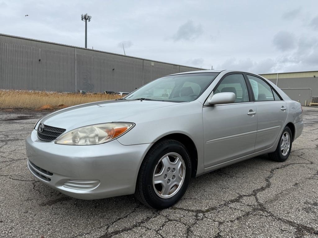 Toyota Camry LE V6 2003