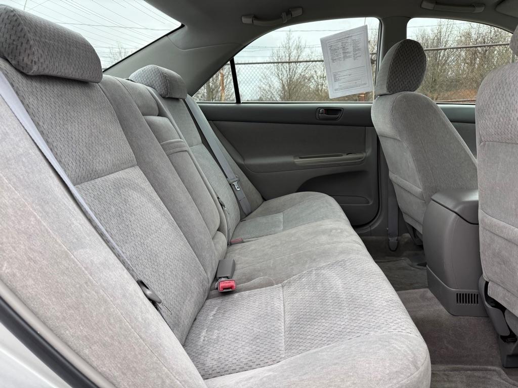 Toyota Camry LE V6 2003