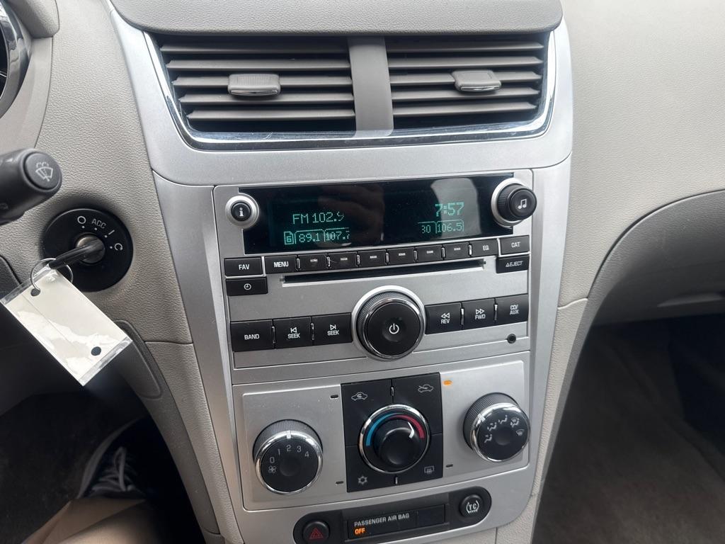 Chevrolet Malibu LS 2010