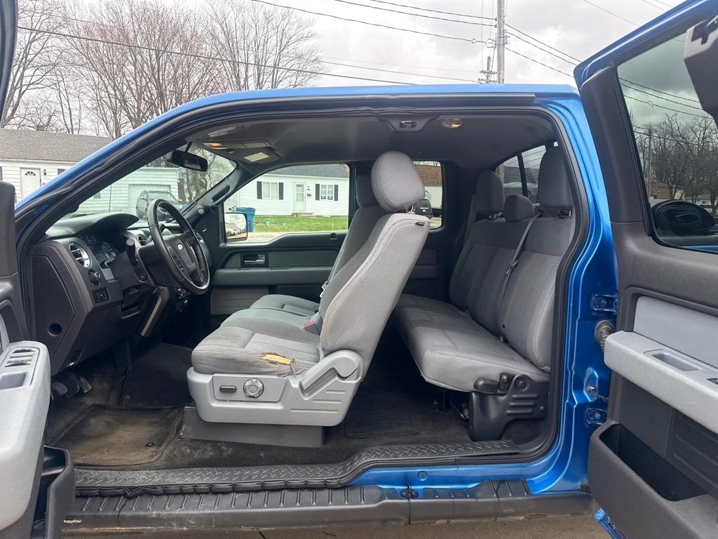 Ford F-150 XL SuperCab 8-ft. Bed 4WD 2013