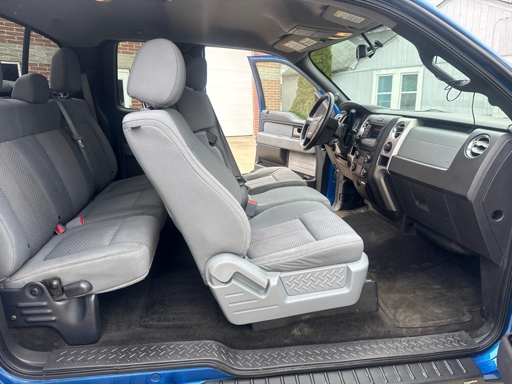 Ford F-150 XL SuperCab 8-ft. Bed 4WD 2013