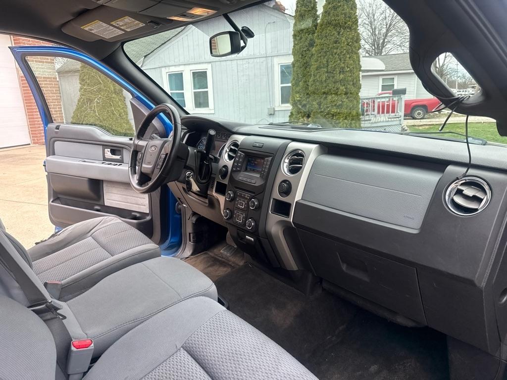 Ford F-150 XL SuperCab 8-ft. Bed 4WD 2013