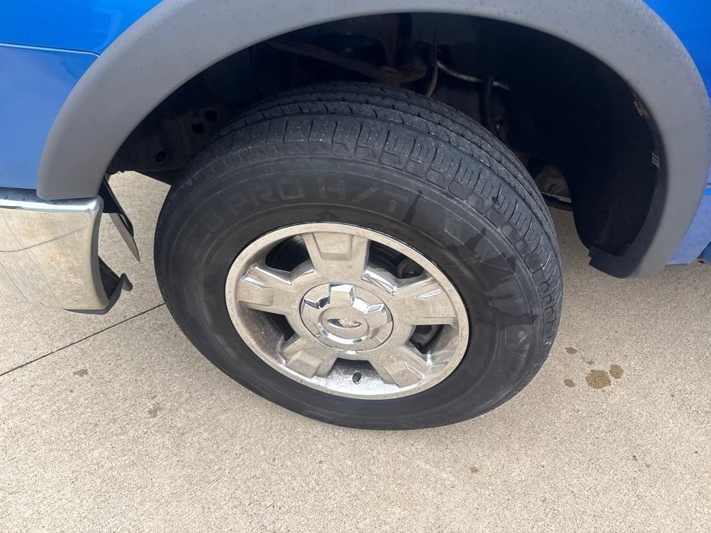 Ford F-150 XL SuperCab 8-ft. Bed 4WD 2013