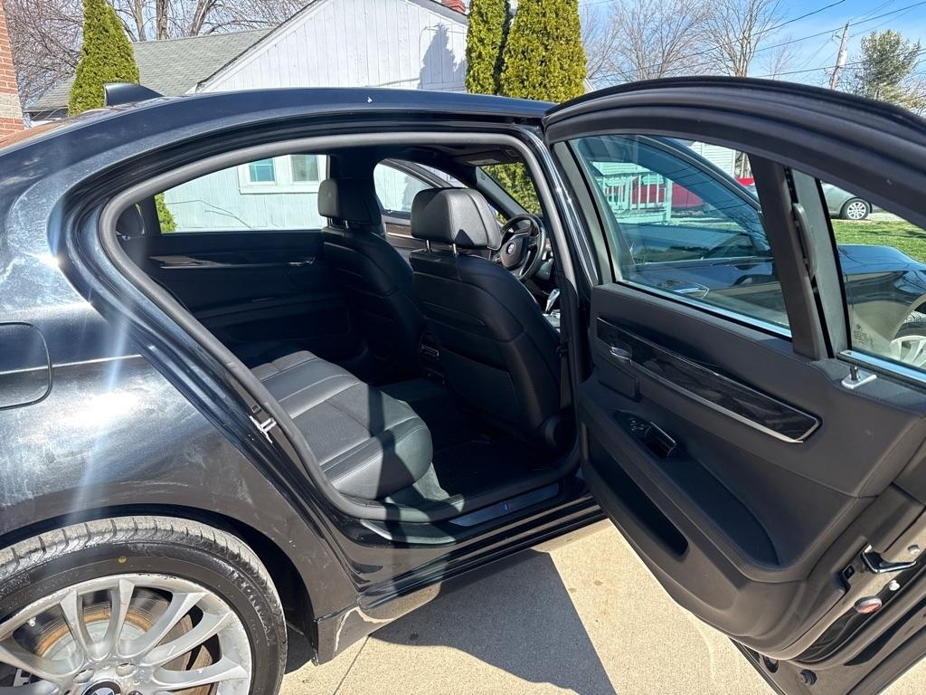 BMW 7-Series 740Li xDrive 2014