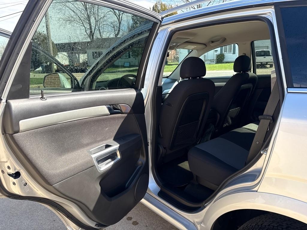 Chevrolet Captiva Sport 1LT FWD 2012