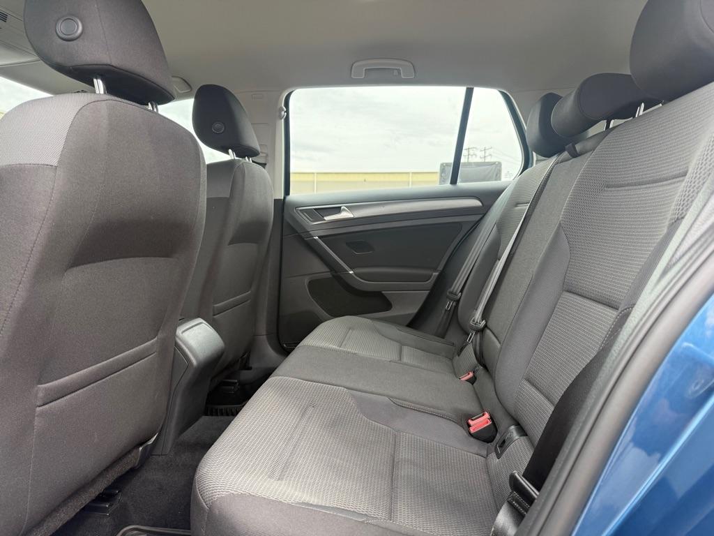 Volkswagen Golf TSI S 6A 2018