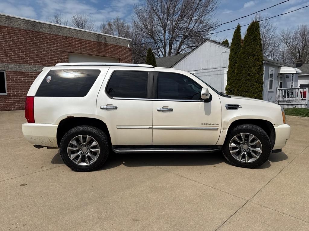 Cadillac Escalade AWD 2010