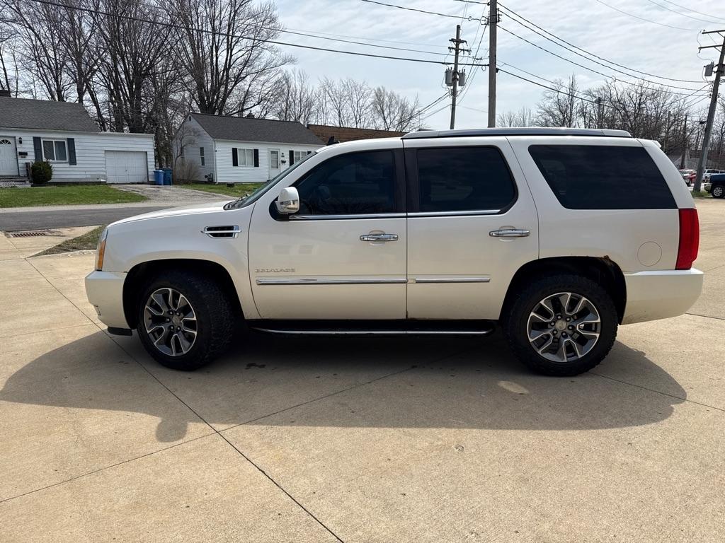 Cadillac Escalade AWD 2010