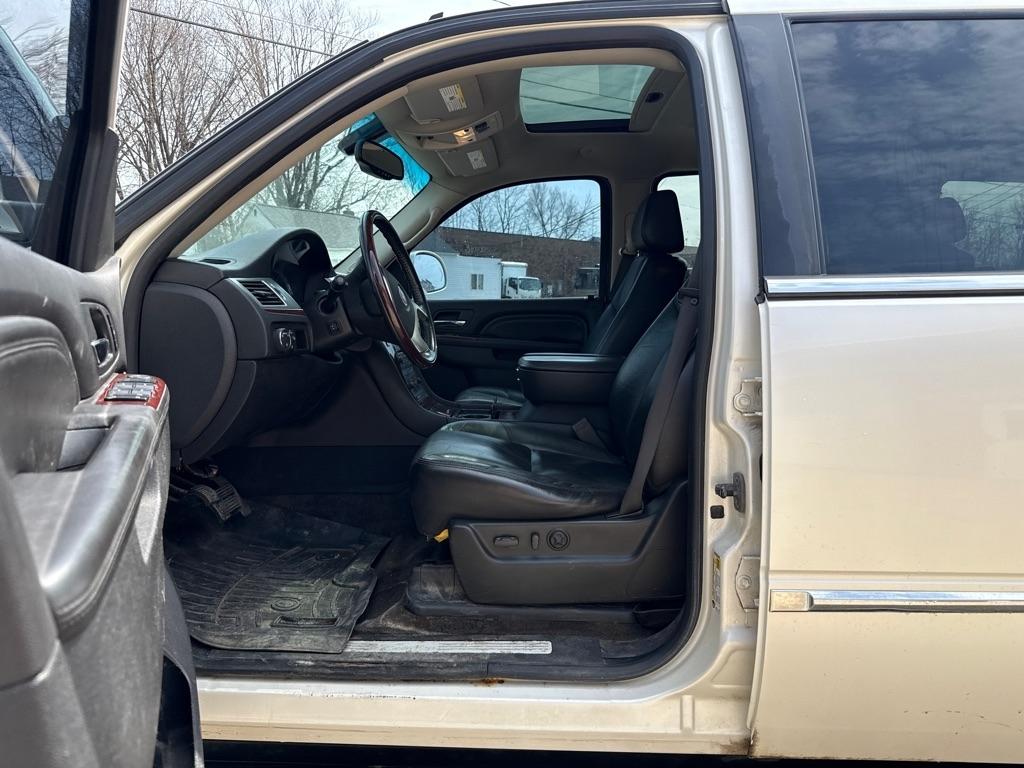 Cadillac Escalade AWD 2010