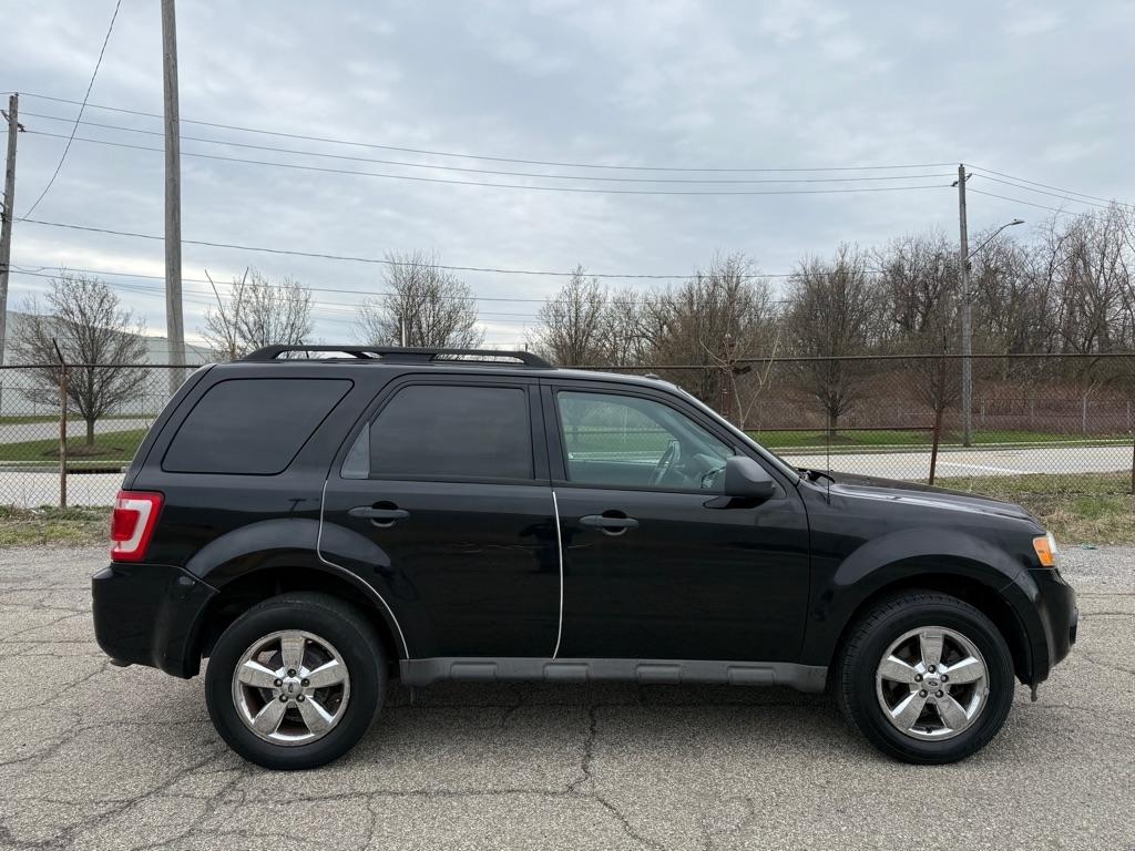 Ford Escape XLT 4WD I4 2009