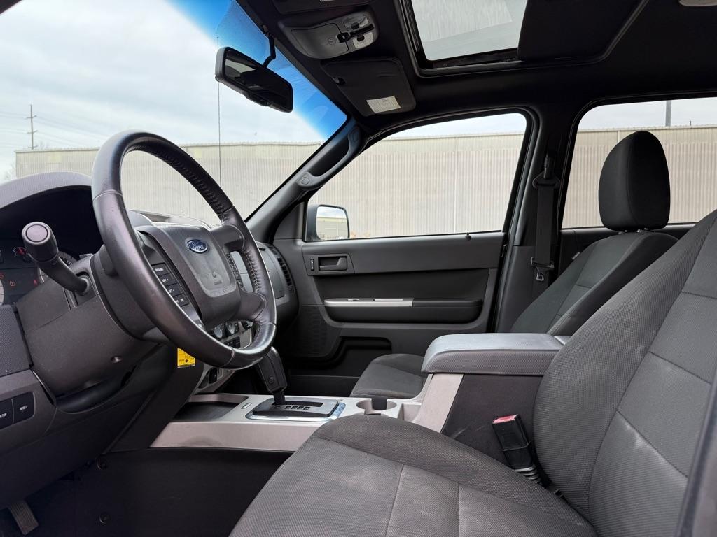 Ford Escape XLT 4WD I4 2009
