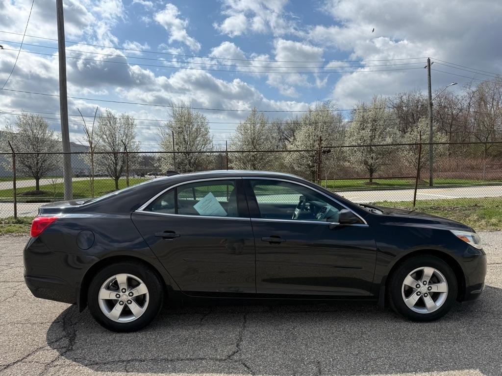 Chevrolet Malibu LS 2013