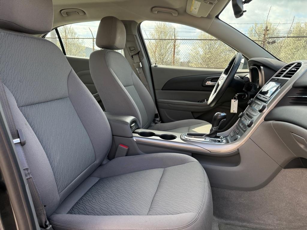 Chevrolet Malibu LS 2013