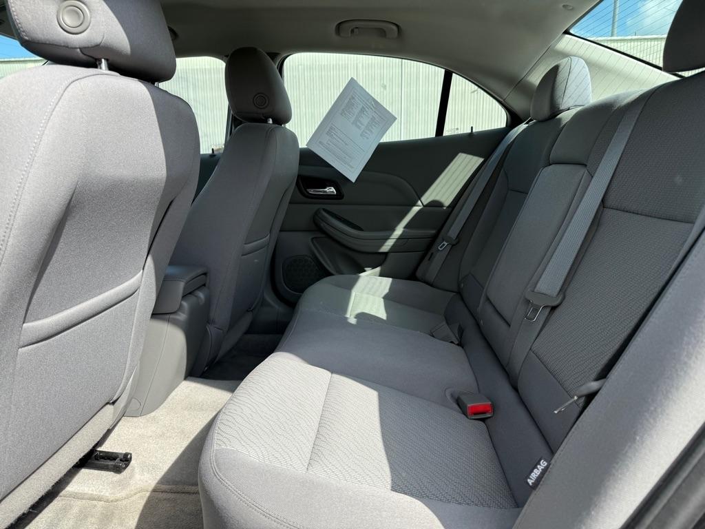 Chevrolet Malibu LS 2013