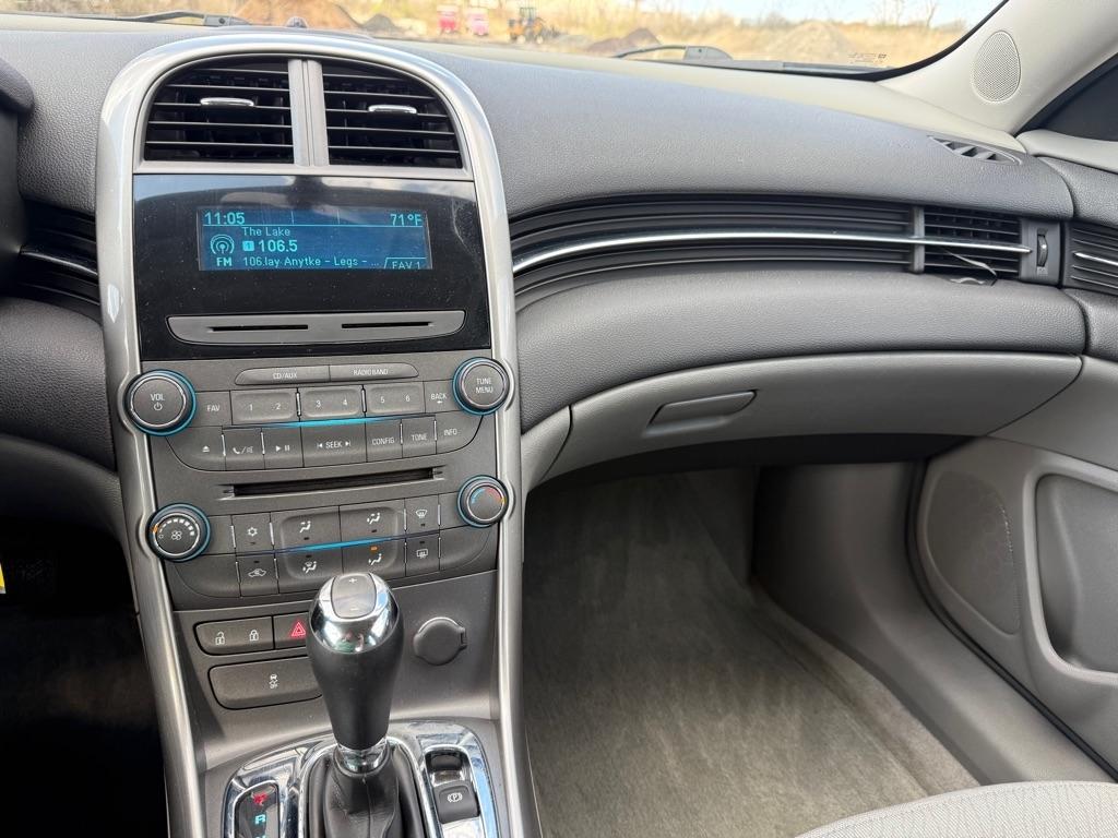 Chevrolet Malibu LS 2013