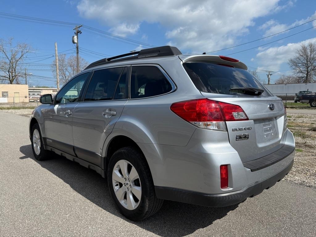 Subaru Outback 2.5i Limited 2012
