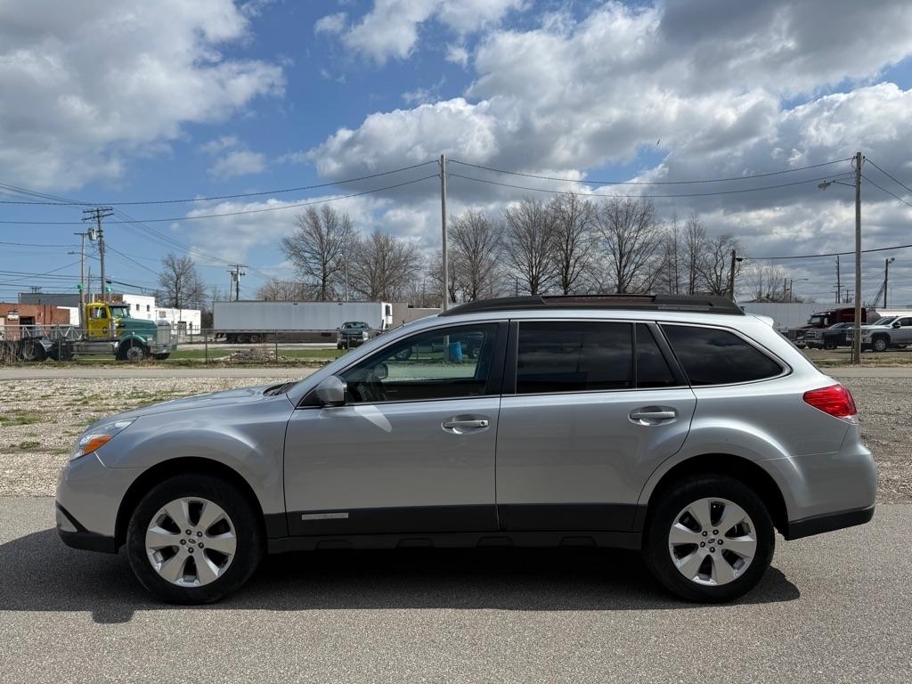 Subaru Outback 2.5i Limited 2012