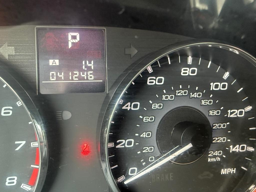 Subaru Outback 2.5i Limited 2012