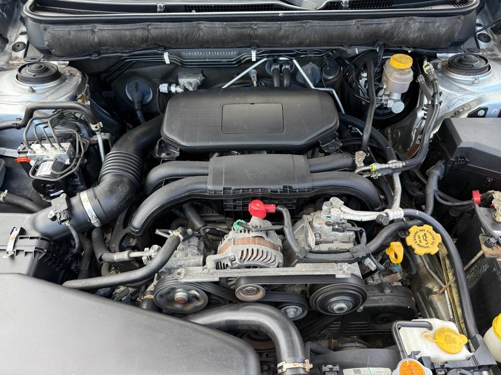 Subaru Outback 2.5i Limited 2012