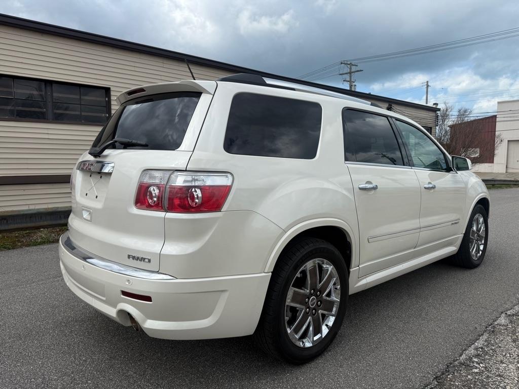 GMC Acadia Denali AWD 2012