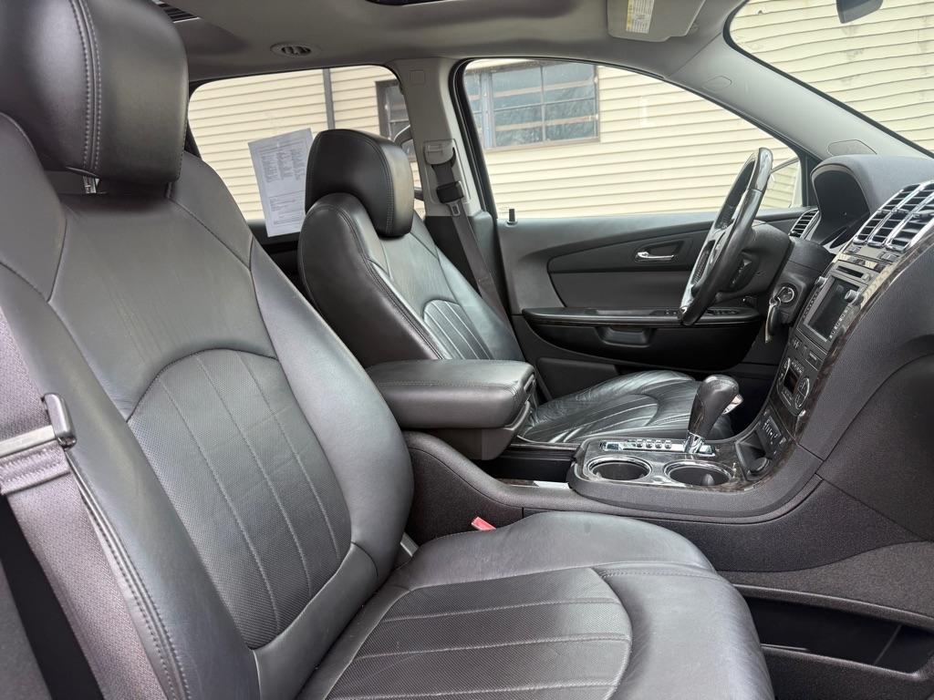 GMC Acadia Denali AWD 2012