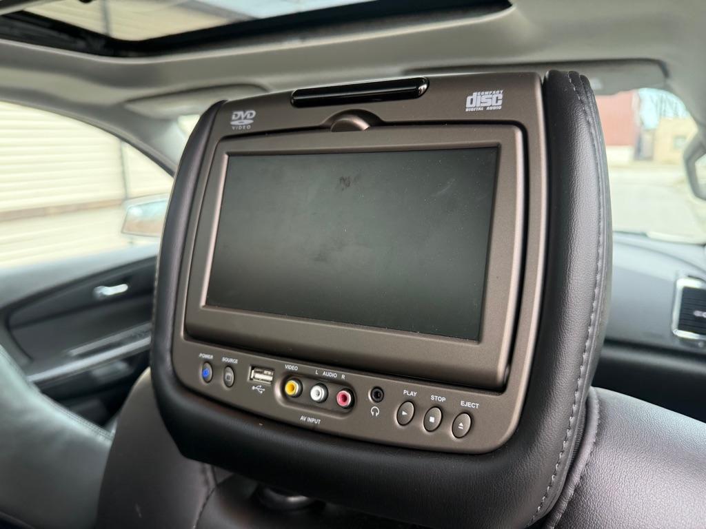 GMC Acadia Denali AWD 2012