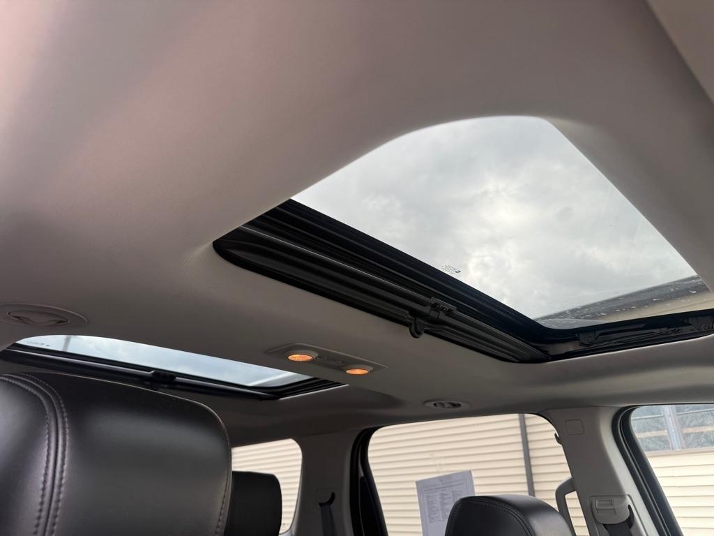 GMC Acadia Denali AWD 2012