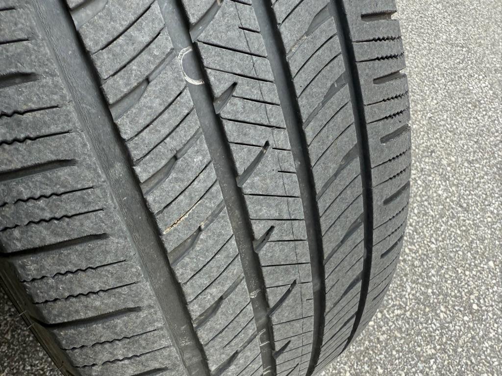 GMC Acadia Denali AWD 2012