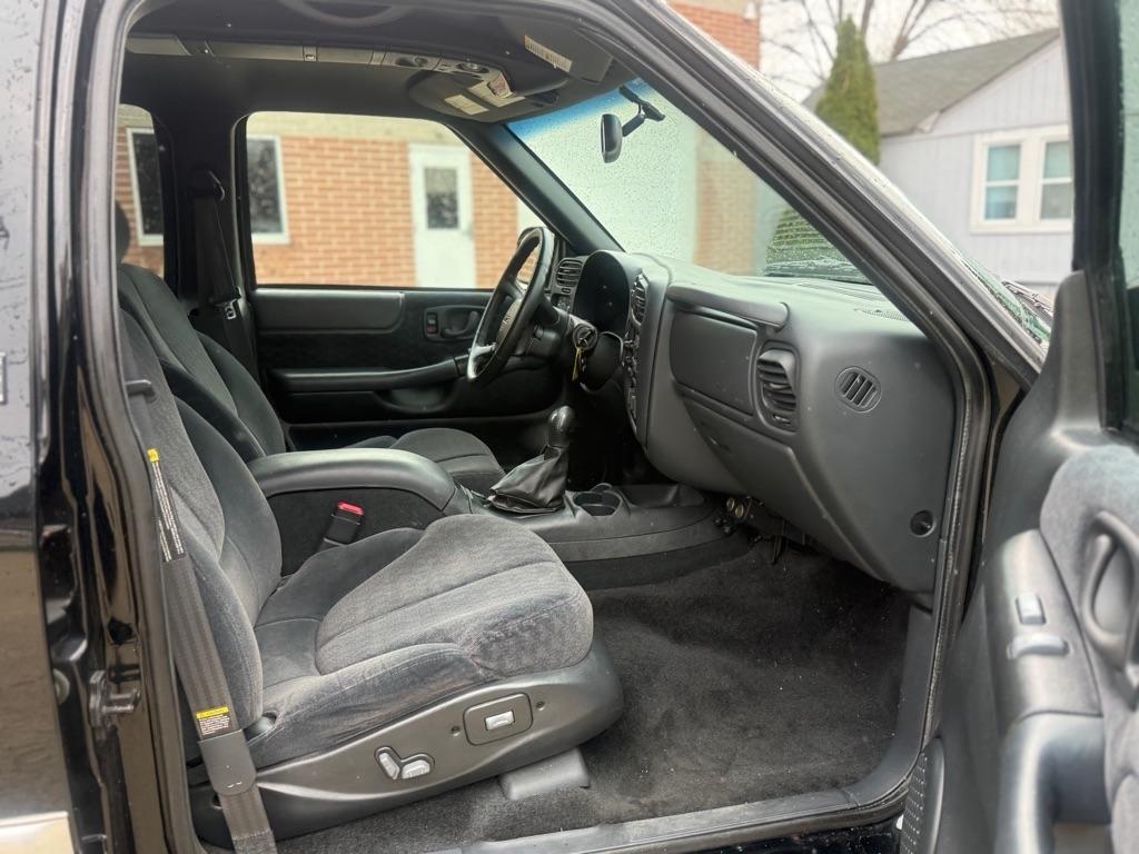 GMC Jimmy SLE 4-Door 4WD 2001