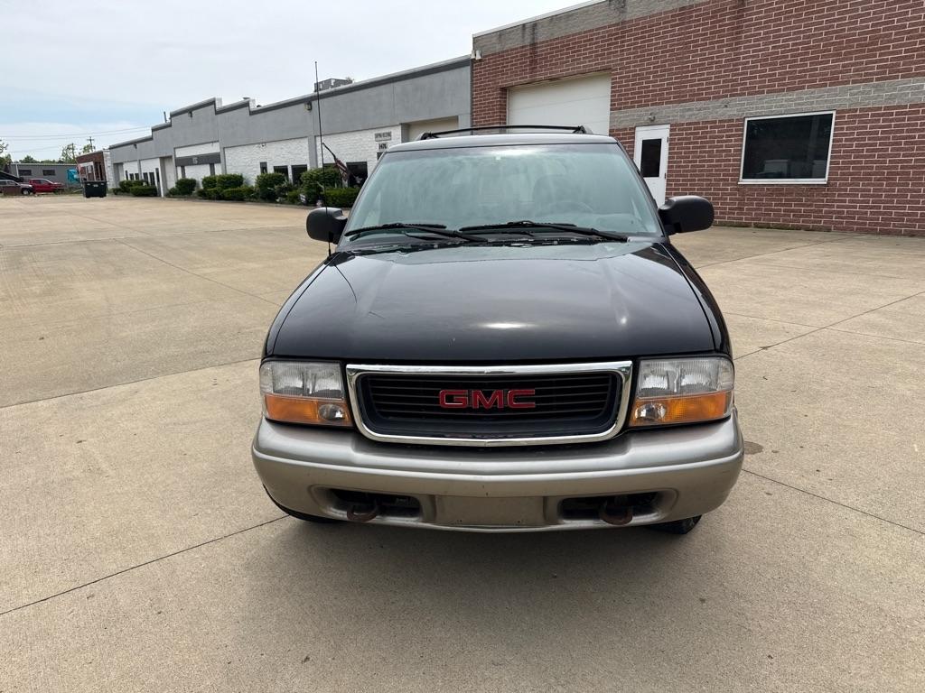 GMC Jimmy SLE 4-Door 4WD 2001