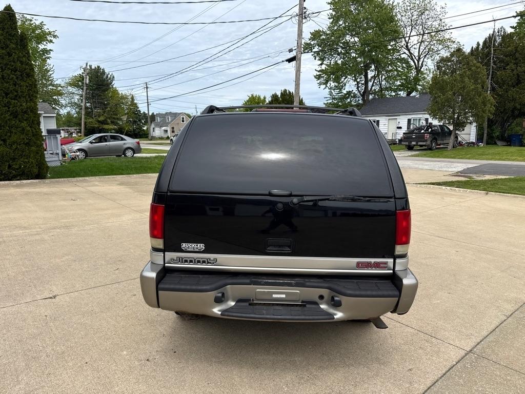 GMC Jimmy SLE 4-Door 4WD 2001