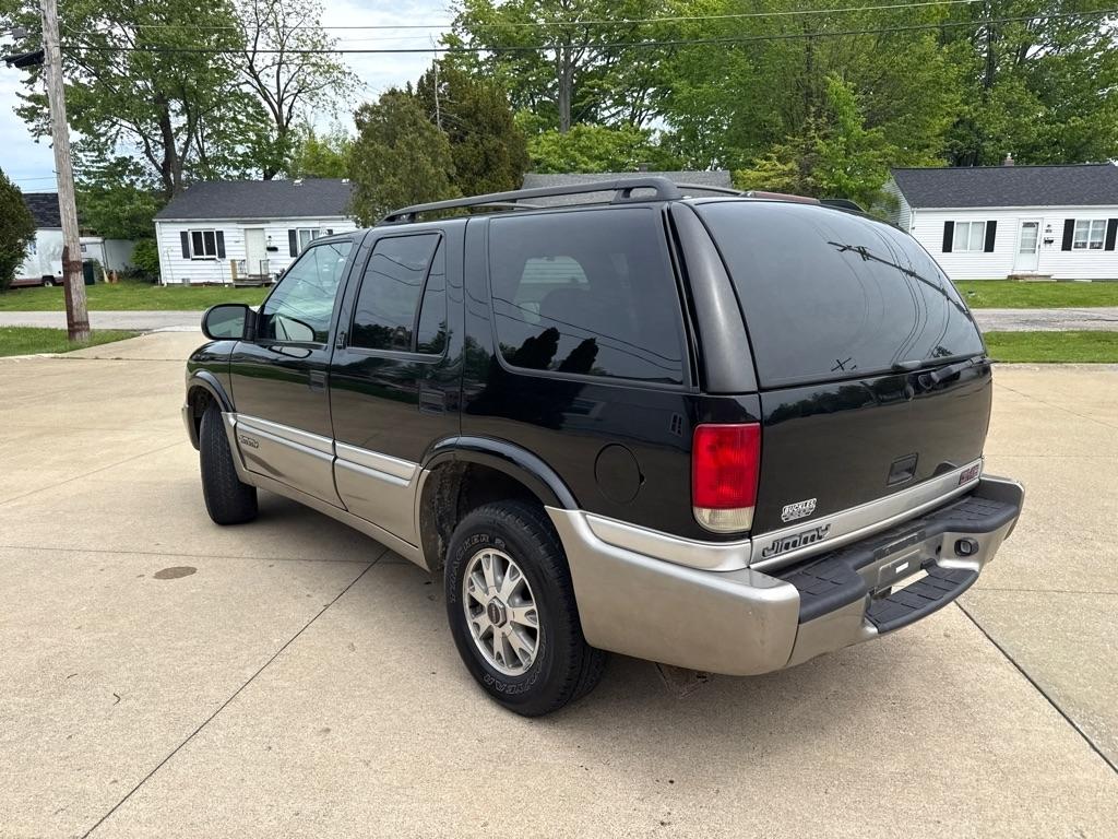 GMC Jimmy SLE 4-Door 4WD 2001