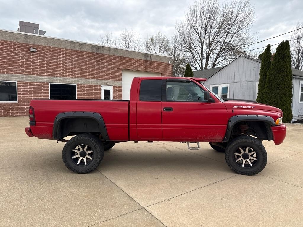 Dodge Ram 1500 Quad Cab Short Bed 4WD 2000
