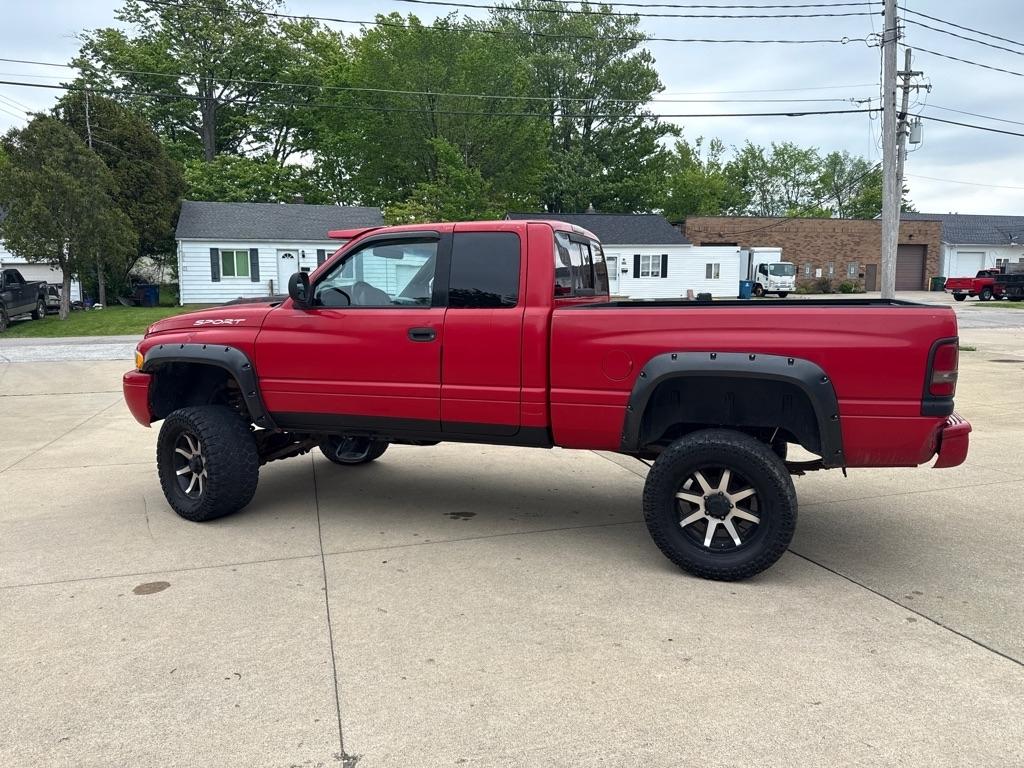 Dodge Ram 1500 Quad Cab Short Bed 4WD 2000