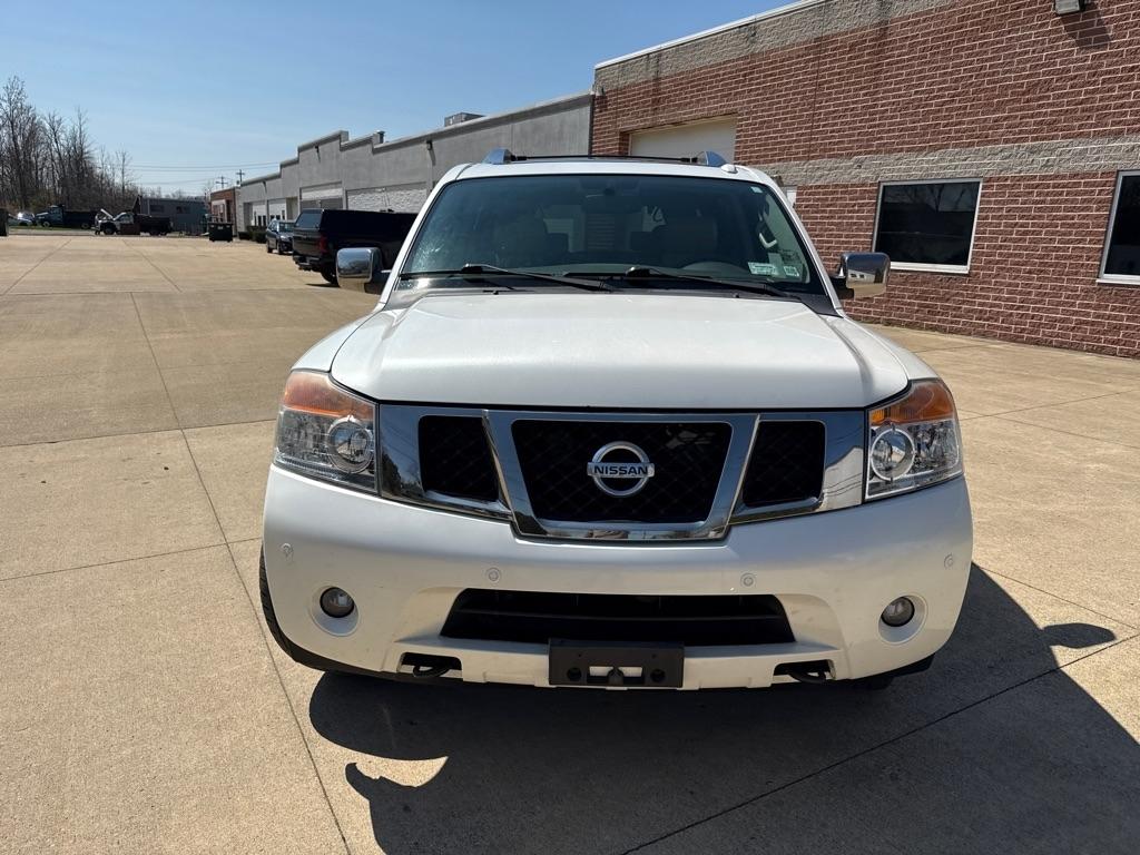 Nissan Armada Platinum 4WD 2013