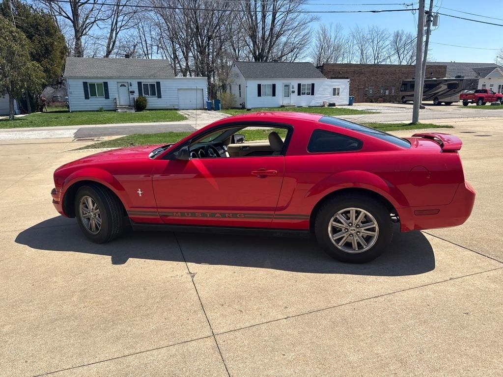Ford Mustang V6 Standard Coupe 2006